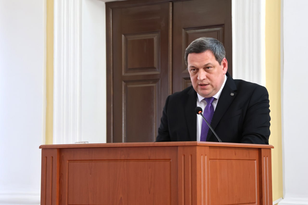 Отчетная сессия главы Кавказского района Юрия Ханина