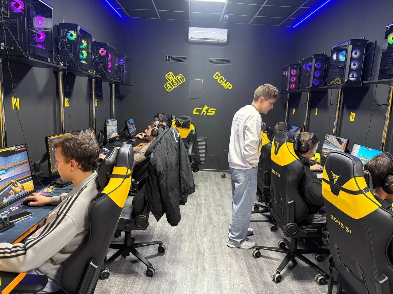 В Кавказском районе проходит киберспортивный турнир по Counter-Strike