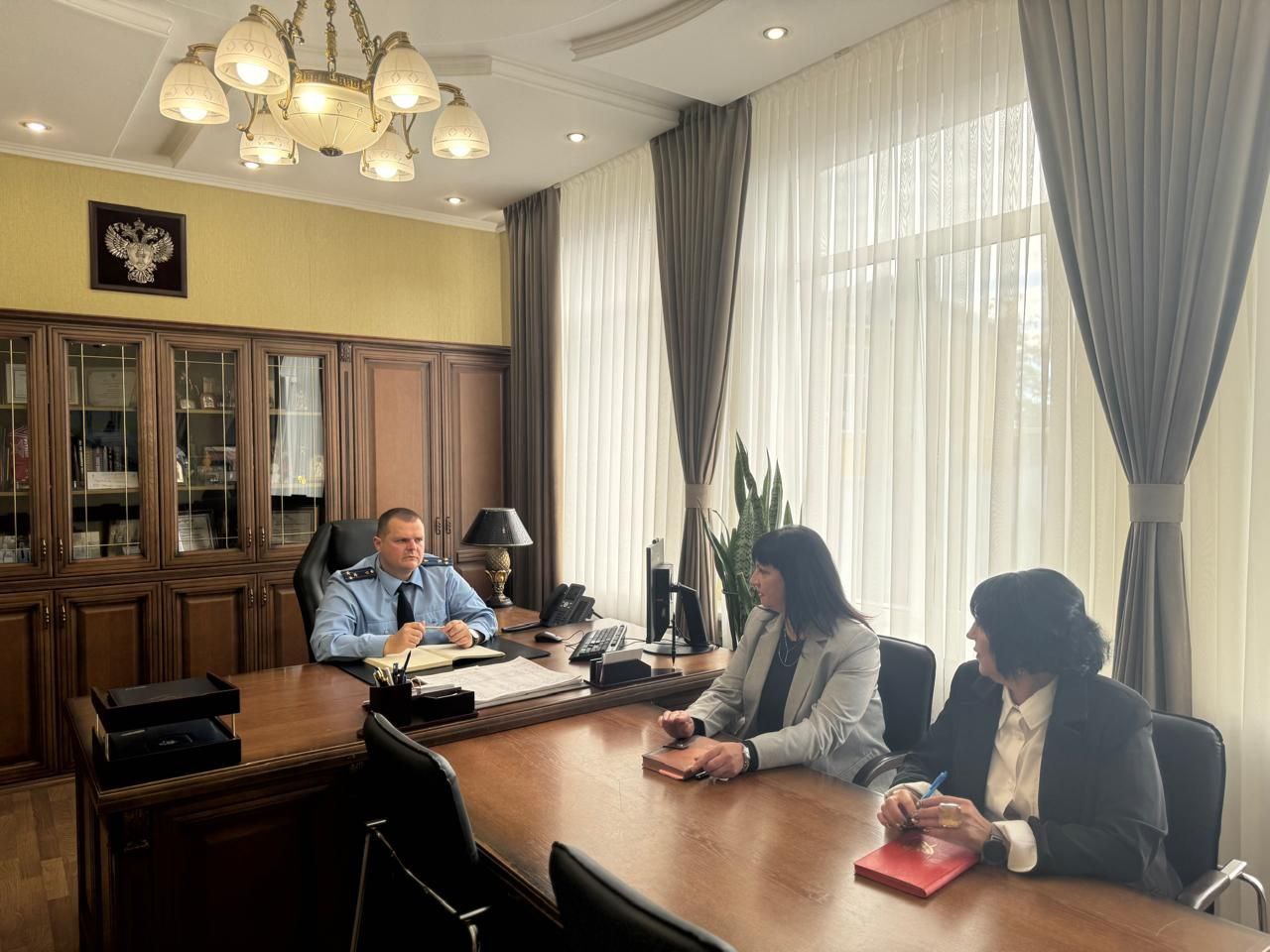 Прокурором Кавказского района проведено рабочее совещание по вопросам защиты прав участников специальной военной операции и членов их семей 