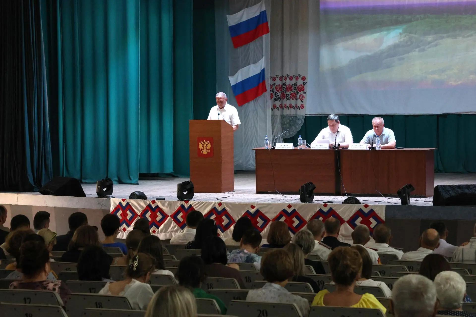 Встреча главы района с жителями станицы Казанской