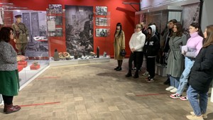 19d7a1fd-013c-42dd-ab16-9328706f49df.jpg