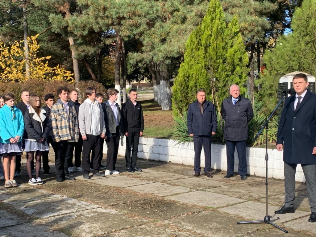 WhatsApp Image 2025-10-30 at 10.14.26.jpeg