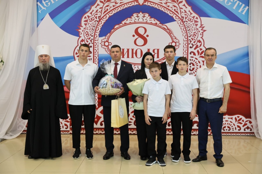 a3296598-1e87-4bc4-bdb3-7148beed33ac.jpg