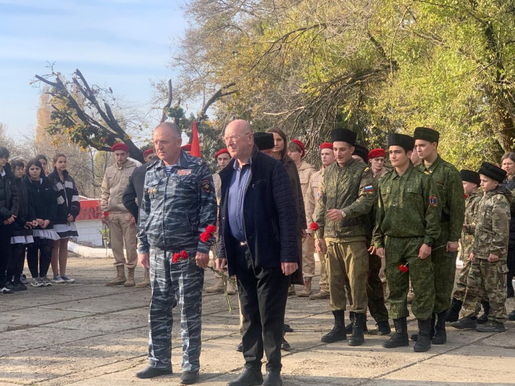 WhatsApp Image 2025-11-19 at 10.12.02 (1).jpeg